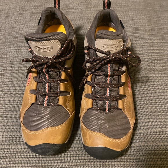 KEEN size 10 Targhee style-hiking-keen-dry/waterproof - Picture 7 of 7